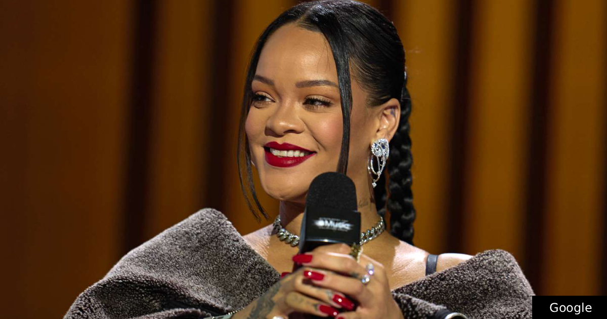 Rihanna prepara regresso aos palcos em 2026 Rihanna prepara regresso aos palcos em 2026